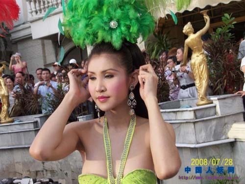 近看人妖 妖孽纵横的年代 人妖横行